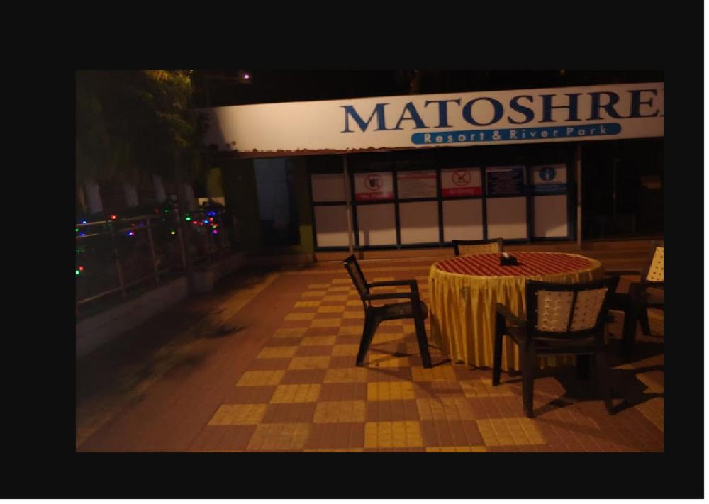 Hotel Mathoshree ターネー エクステリア 写真